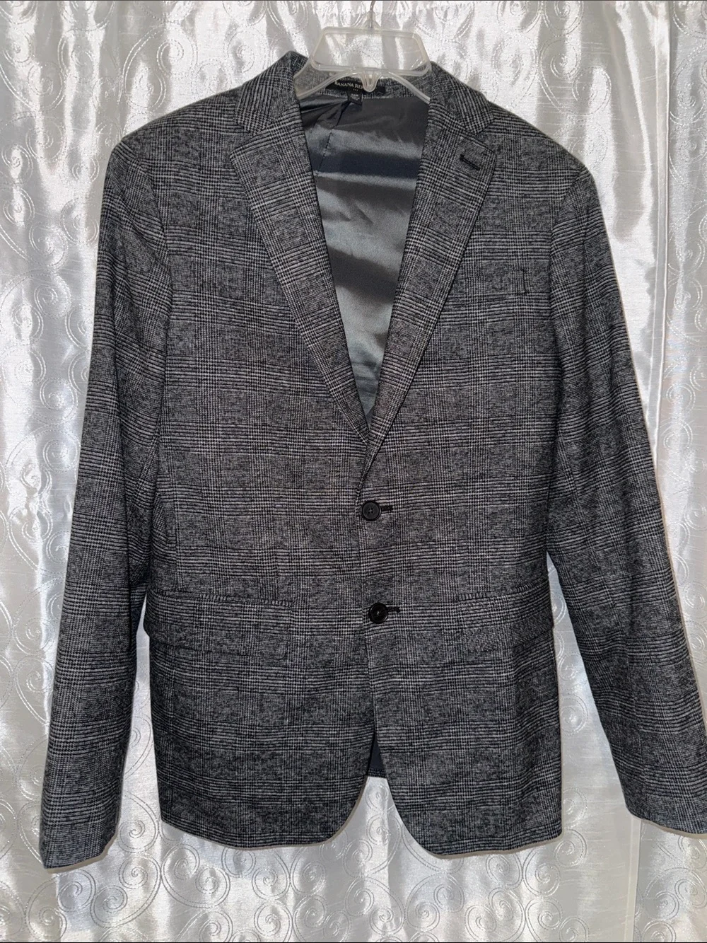 Banana Republic Gray Glen Plaid Sport Coat Men’s Size 36R 🔥 HR